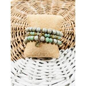NEW WHITE LABEL women's beaded stack bracelet in teal